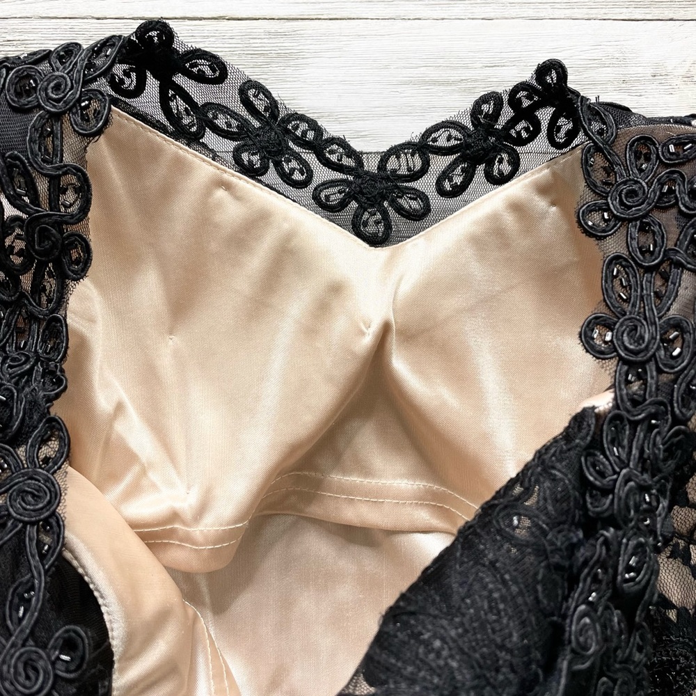 SOLD‼️ SUE WONG Nocturne Lace Embroidered Beaded Fit and Flare Cocktail Dress - Picture 3 of 6
